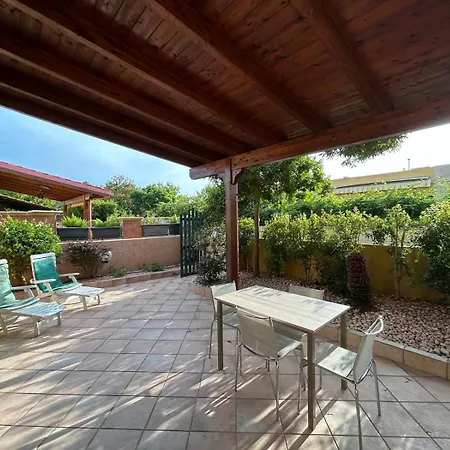 Apartment Climatizzata Con Giardino E Al Mare *